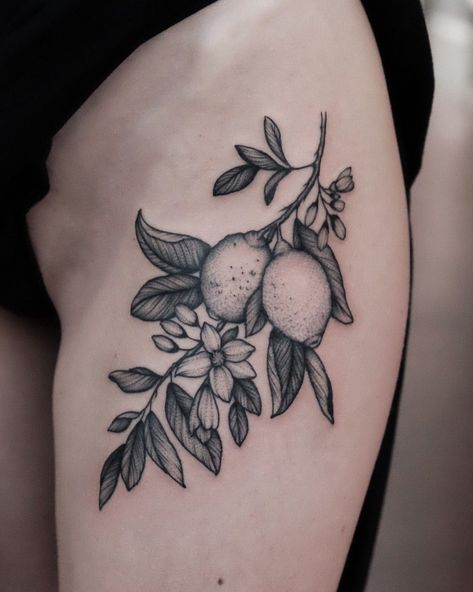 Citrus Tattoo Botanical Prints, Realism Fruit Tattoo, Lemon Tree Tattoo Black And White, Yuzu Tattoo, Lemon Blossom Tattoo, Orange Blossom Tattoo Black And White, Lemon Tattoo Black And White, Lemon Tattoo Design, Lemon Branch Tattoo