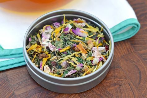 Tea Blends Recipes, Time Magic, Tea Drink Recipes, Tea Riffic, Herbal Teas Recipes, Herbal Drinks, Spring Tea, Tea Diy, Herbal Recipes