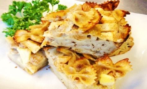 Pareve Noodle Kugel, Non Dairy Dinner, Lokshen Kugel, Sweet Noodle Kugel Recipe, Sweet Noodle Kugel, Jewish Dishes, Noodle Kugel Recipe, Rosh Hashana Recipes, Cooking Therapy