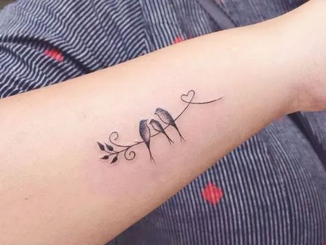 Family Bird Tattoo Ideas, Small Family Tattoos For Women, Little Bird Tattoos For Women, Tat Rings, Little Bird Tattoos, Tiny Bird Tattoos, Bird Tattoos For Women, Side Wrist Tattoos, Vogel Tattoo