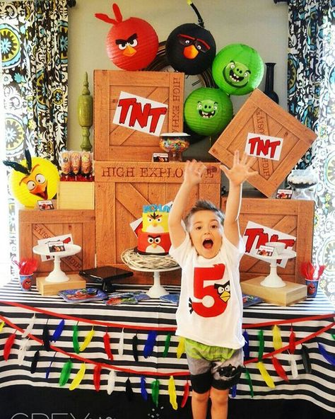 Ideas Para Cumpleaños, Angry Birds Birthday Party, Birds Birthday Party, Angry Birds Birthday, Bird Birthday Parties, His Obsession, Angry Birds Cake, Angry Birds Party, 5th Birthday Party Ideas