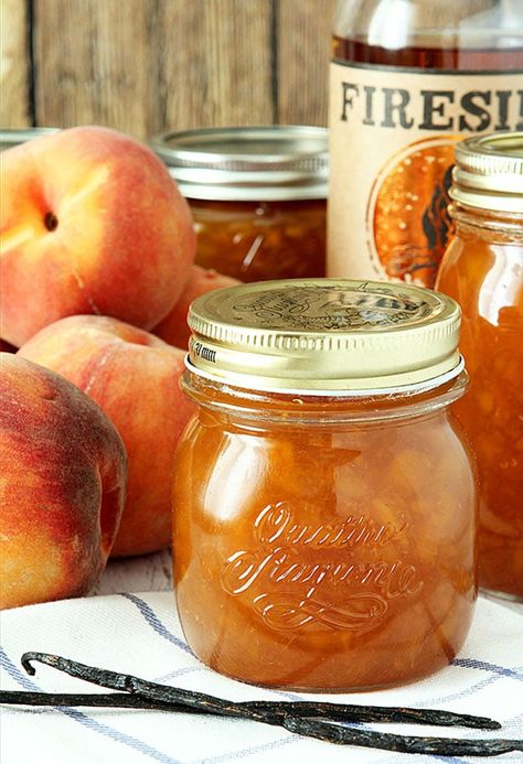 Bourbon Peach Jam with Vanilla Bean Vanilla Bean Recipes, Jam Canning, Peach Preserves, Jam Recipes Homemade, Canning Recipe, Canning Jam, Peach Jam, Jam And Jelly, Jelly Recipes