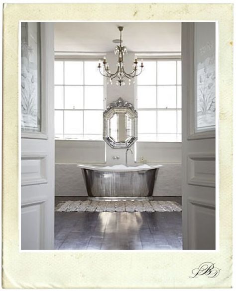 13 Cool Bathrooms Ideas - Decoholic Black And Silver Bathroom, Silver Bathroom Decor, Feminine Bathroom, Painting Bathtub, Wood Floor Bathroom, Bathroom Chandelier, Silver Bathroom, Vintage Tub, Bathtub Decor