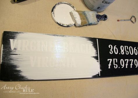 DIY Coordinates Sign - paint over the lettering - artsychicksrule #silhouette #diy #sign #coastaldecor Coordinate Sign, Diy Signage, Stencil Tutorial, Gps Coordinates Sign, Coordinates Sign, Coordinates Art, Magnolia House, Cameo Crafts, Stencils Tutorials