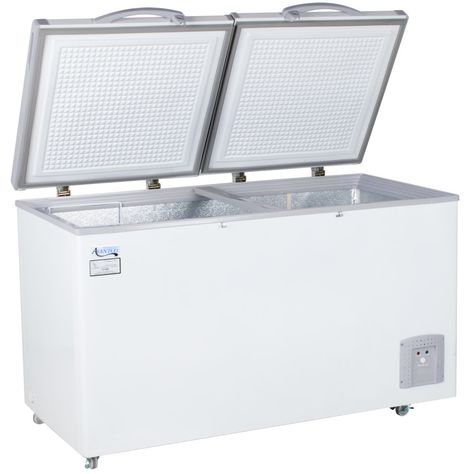 Avantco HF14 14 Cu. Ft. Commercial Chest Freezer - 2 Door Rio San Juan, Juice Cafe, Candy Room, Used Solar Panels, French Wedding Style, Latest African Men Fashion, Chest Freezer, Best Commercials, Kitchen Appliance