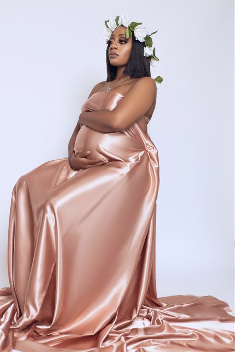 Maternity Portrait Shoot Silk Maternity Shoot, Pregnant Lady, Portrait Shoot, Pregnancy Looks, Maternity Portraits, Maternity Photoshoot, Maternity Shoot, Pregnancy Shoot, Pregnancy Photoshoot