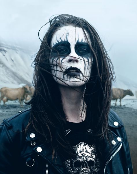 Metalhead Movie, Satanic Girl, Arte Heavy Metal, Metal Makeup, Corpse Paint, Black Metal Girl, Black Metal Art, Monteverde, Black Makeup