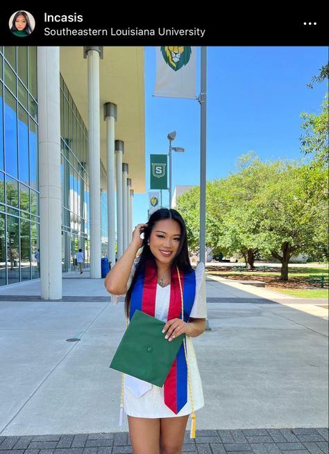 (lmk if not allowed) just wanted to add it to my existing board for filipina grad pictures! Graduation Clothes, Southeastern Louisiana University, Grad Pictures, Grad Pics, Instagram Style, Travel Instagram, Photo Idea, May 5, Ootd