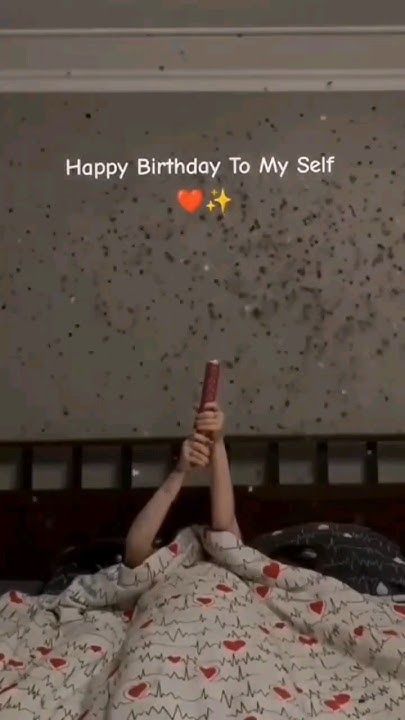 Happy Birthday Wishes Mummy, Happy Birthday My Self Video, It's My Birthday Status, Happy Birthday Mummy Status, Happy Birthday To My Self Status, Bday Video Ideas, Happy Birthday To Me Status, Aesthetic Birthday Poses, Songs For Birthday