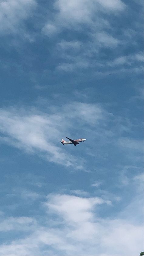 Aeroplane Aesthetic, Money Images, I Dont Like You, Disney California Adventure, Disney California, Fly High, California Adventure, Beach Poses, Sky Aesthetic