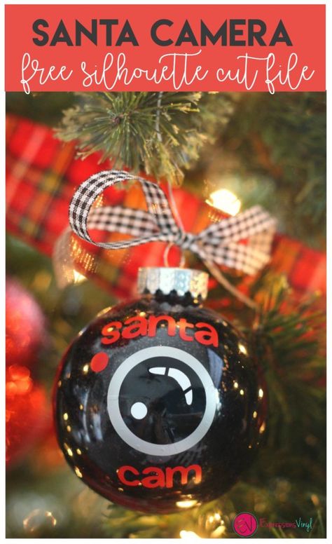 santa camera ornament with free silhouette cut file! Santa Camera Ornament, Santa Camera, Santa Cam Ornament, Cricut Ornaments, Christmas Booth, Valentine Art Projects, Valentine Art, Santa Cam, Cricut Christmas Ideas