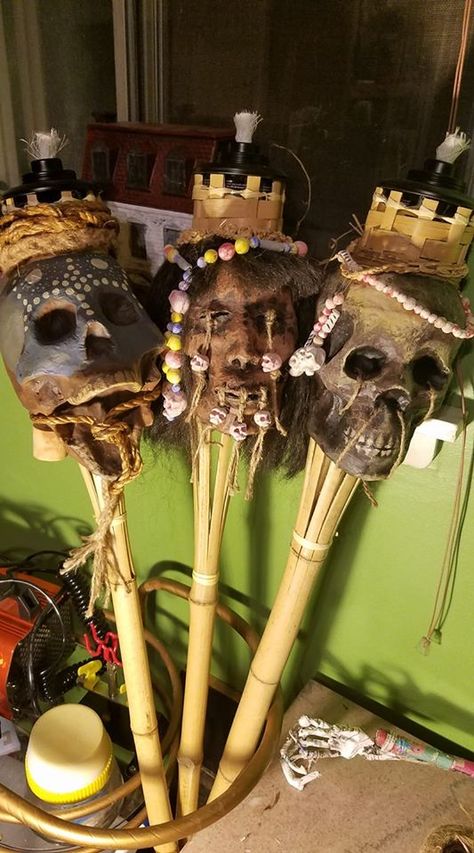 Halloween Tiki Decorations, Voodoo Themed Halloween Decorations, Voodoo Party Theme, Scary Swamp Halloween, Voodoo Halloween Decorations Diy, Haunted Tiki Halloween, Voodoo Bayou Halloween, Voodoo Swamp Halloween, Halloween Swamp Decorations