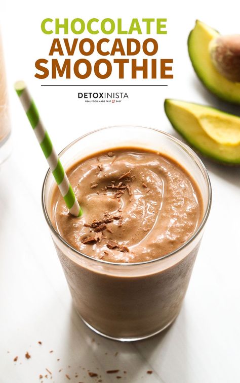 This Chocolate Avocado Smoothie tastes like a chocolate frosty, and is naturally sweetened with fruit. It's a delicious way to sneak more avocado into your life, and is dairy-free & gluten-free. Avocado Protein Smoothie, Frozen Avocado Smoothie, Avocado Treats, How To Freeze Avocado, Avacodo Smoothie, Chocolate Strawberry Smoothie, Naturally Sweetened Desserts, Meredith Shirk, Chocolate Avocado Smoothie