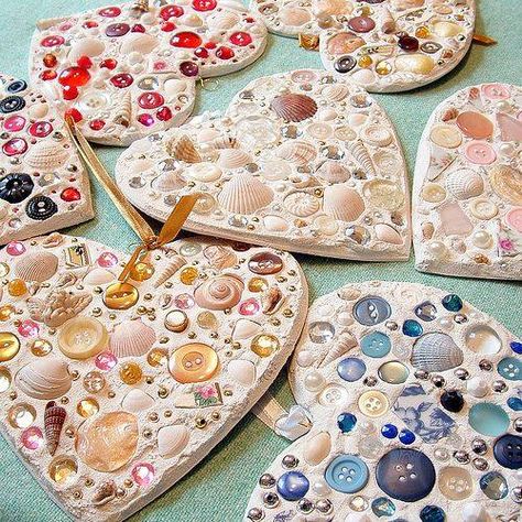 Button Ornaments, Shell Ornaments, Primitive Crafts, Craft Club, Salt Dough, Beach Crafts, Seashell Crafts, Button Art, Childrens Crafts