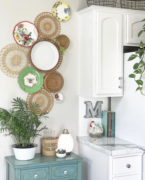 Rustic Wall Ideas, Kitchen Plate Wall, All For His Glory, Toad Hall, Homeschool Room Design, Plate Wall Decor, Basket Wall Decor, Plate Wall, Plate Decor