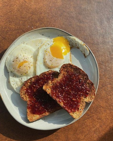 Eggs And Toast Aesthetic, Sunny Side Up Eggs Aesthetic, Sunny Side Up Eggs Breakfast, Toast With Jam, Jam On Toast, Egg And Toast, Sunny Side Up Eggs, Egg On Toast, Jam Toast