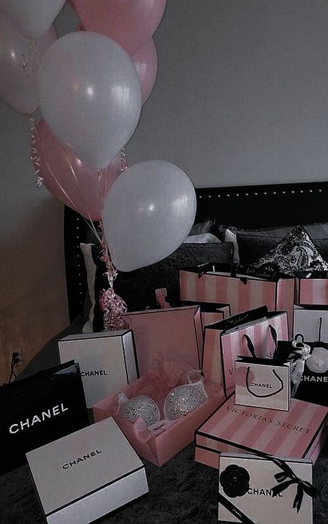 Birthday Goals, Luxury Lifestyle Dreams, Pink Girly Things, Victoria Secrets, Rich Girl, Glam Makeup, 18th Birthday, 21st Birthday, Pink Aesthetic