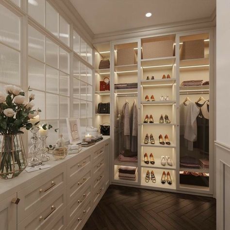 A Walk In Closet, Glam Closet, Ideas Closet, Classy Lifestyle, Dream Closet Design, Beautiful Closets, Luxury Closets Design, Bathroom Decor Luxury, Beauty Room Decor