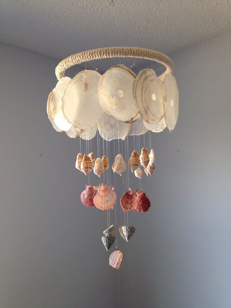 Chandelier Shell Mobile, Sea Glass and Shell Mobile by MaviSellsSeashells on Etsy https://www.etsy.com/listing/227414601/chandelier-shell-mobile-sea-glass-and Chandelier Shell, Shell Chandelier, Shell Mobile, Shells Diy, Diy Chandelier, Suncatchers, Sea Glass, Sea Shells, Dream Catcher