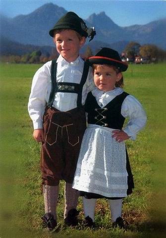 https://flic.kr/p/8uQks4 | cute kid Germany German Outfit, German Dress, 동화 삽화, German Heritage, Kids Around The World, National Dress, Folk Dresses, Folk Costume, My Heritage