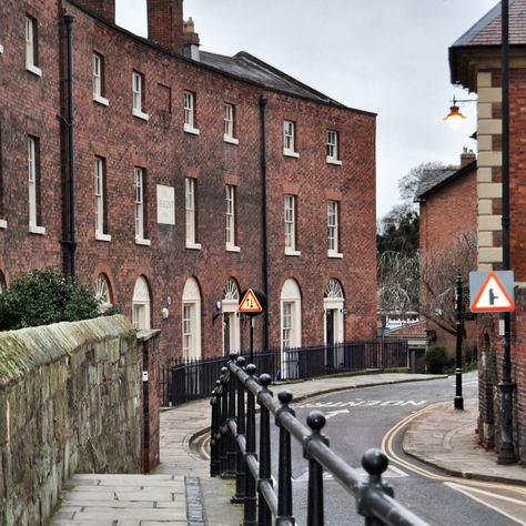 Shrewsbury town wall and view of the grade II listed Georgian Crescent built in 1793 by Joseph Bromfield. More about Bromfield on the blog. Shrewsbury England, Shrewsbury Town, Shrewsbury Shropshire, New Hospital, Affordable Interior Design, Start Again, Boho Eclectic, England Travel, Beautiful Places To Visit