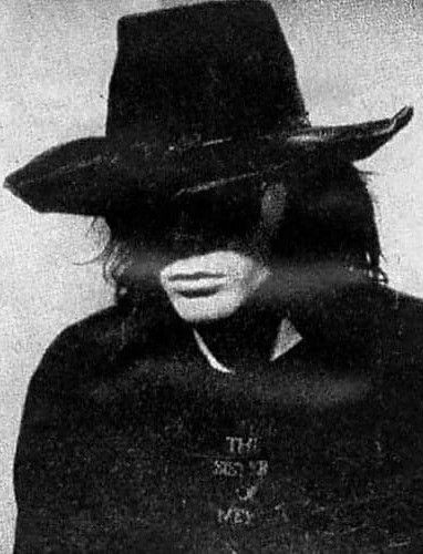 Goth Cowboy, Andrew Eldritch, Cowboy Aesthetic, Sisters Of Mercy, Arte Alien, 다크 판타지, Western Aesthetic, Southern Gothic, Gothic Aesthetic