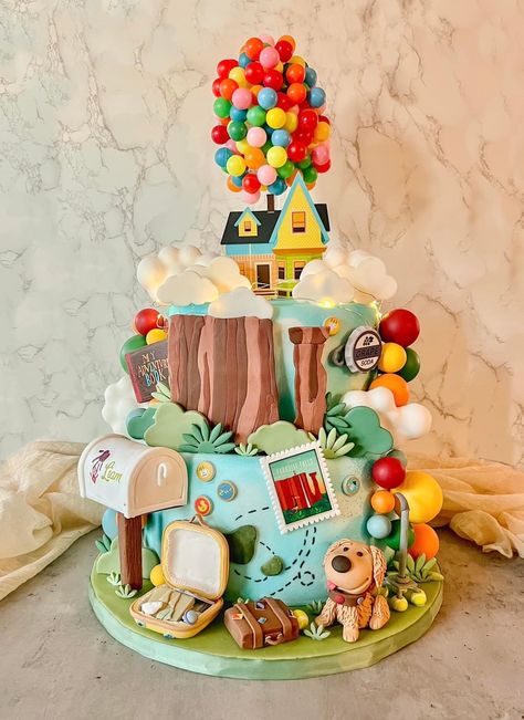 Disney Up Cake Ideas, Up Theme Dessert Table, Up Themed Wedding Cake, Up Themed 1st Birthday Party, Up Wallpaper Disney, Disney Character Cake, Up 1st Birthday Theme, Up Baby Shower Theme Disney, Up Wedding Cake