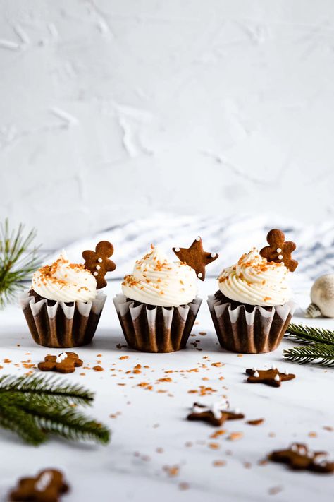 Vegan Gingerbread Loaf, Butter Pecan Ice Cream Recipe, Gingerbread Loaf Cake, Christmas Food Photography, Food Photography Cake, Gingerbread Loaf, Holiday Baking List, Christmas Dessert Table, Butter Pecan Ice Cream