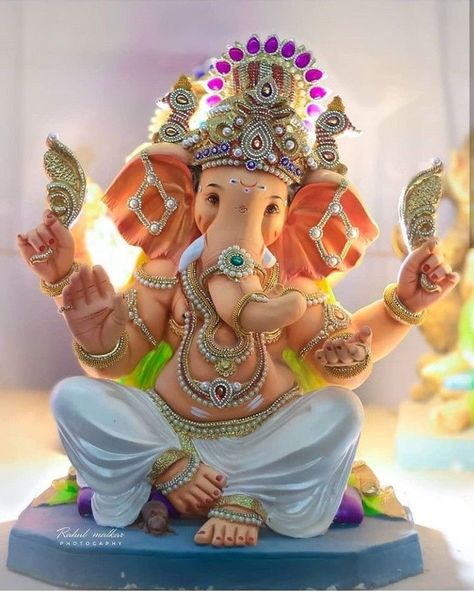 Ganpati Bapa Morya 🙏 Coffee Art Diy, Ganpati Murti, Clay Ganesha, Ganesh Ji Images, Ganpati Bappa Wallpapers, Ganpati Bappa Photo, Ganesh Lord, Shri Ganesh Images, Happy Ganesh Chaturthi Images