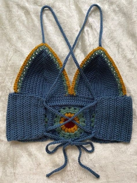 Crochet Supplies, Crochet Shop, Crochet Tops Free Patterns, Crochet Inspo, Crochet Halter, Crochet Crop, Crochet Square Patterns, Crochet Diy, Granny Square Crochet Pattern