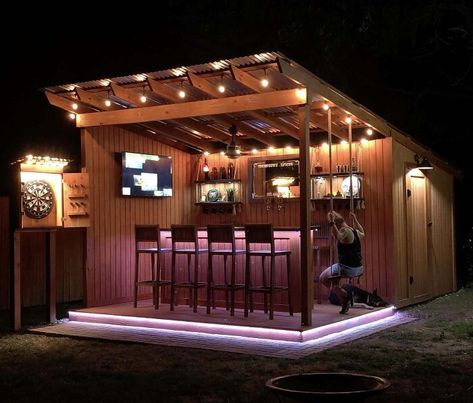 Outdoor Bar For Late Night Drinks Outdoor Bar Ideas Backyards, Backyard Bar Shed, Bar Outdoor Design, Outdoor Garden Bar, Landscaping Layout, Deck Bar, Diy Outdoor Bar, Bar Shed, Outside Bars