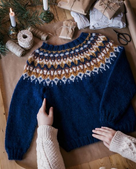 Brioche Pattern, Brioche Stitch, Icelandic Sweaters, Norwegian Sweater, Raglan Sleeve Sweater, Fair Isle Knitting Patterns, Purl Stitch, Knit In The Round, Fair Isle Knitting