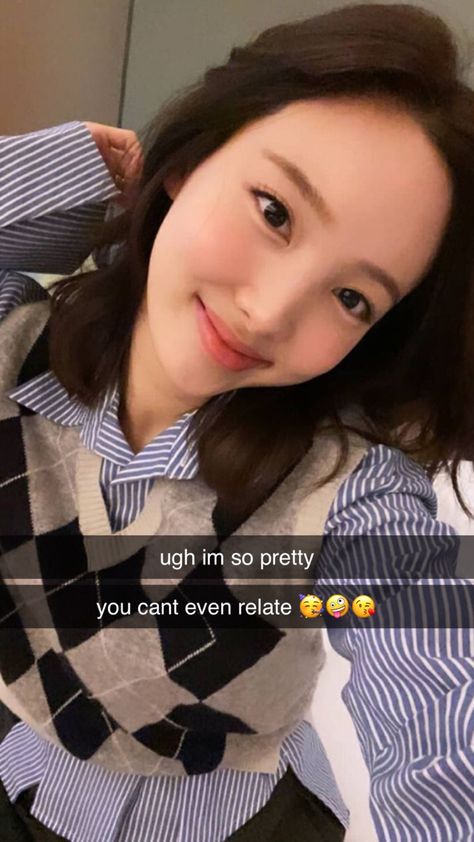 Kpop Snapchat, Am I Ok, Funny Snaps, Diet Motivation Quotes, Korean Pop Idol, Losing Weight Motivation, Twice Nayeon, Bts Blackpink, Diet Motivation