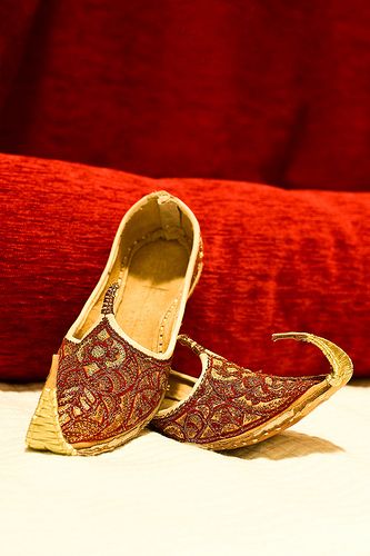 Turkish Slippers, Turkey Culture, Grand Bazaar Istanbul, Republic Of Turkey, Western Asia, Honeymoon Spots, Turkish Culture, Old Shoes, Turkish Art