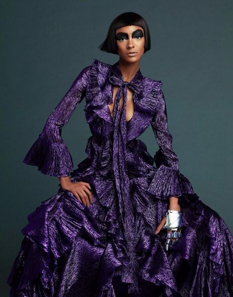 Mike Ruiz Captures Jourdan Dunn For Prestige Magazine Hong Kong October 2017 Jourdan Dunn Style, Jourdan Dunn, Gorgeous Shoes, Purple Fashion, Fancy Dresses, Beauty Photography, Purple Dress, Colorful Fashion, Celebrities Female