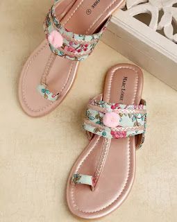 Kolhapuri Chappals, Indian Sandals, Fancy Sandals, Flat Sandals For Women, Toe Ring Sandals, Shoes Hack, Cute Slippers, Cute Flats, Bridal Sandals