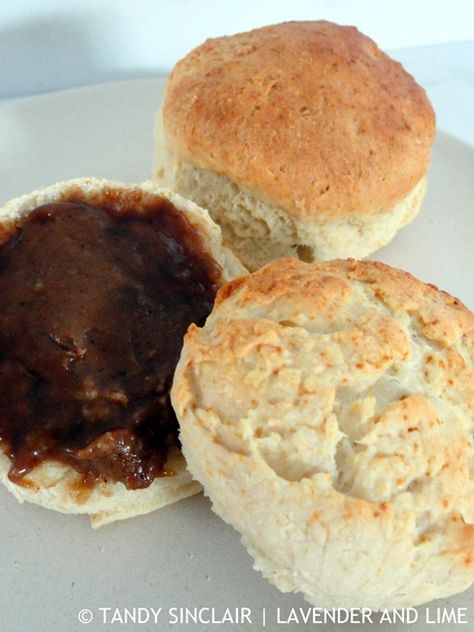 These olive oil scones have been adapted from a recipe given to me in 1984. They are from my highschool recipe book and I have shared them here for #ISW2017 5 Ingredient Recipes, Crumpets, School Food, Food Categories, Bread Recipes Homemade, Original Recipe, Meals For One, Recipe Book, Scones