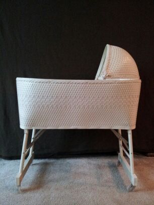 Vintage Wicker Bassinet by 33wkensington on Etsy Wicker Bassinet Makeover, Bassinets For Baby, Vintage Bassinet, Hanging Bassinet, Basket Bassinet, Wicker Bassinet, Nursery Bassinet, Antique Stuff, Restoration Hardware Baby