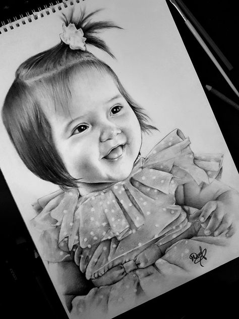 Baby pencil drawing, realistic portrait Baby Portraits Drawing, Baby Sketch Pencil Drawings, Baby Drawing Sketches, Cute Baby Drawing, Pencil Sketch Portrait, Baby Sketch, Easy Girl