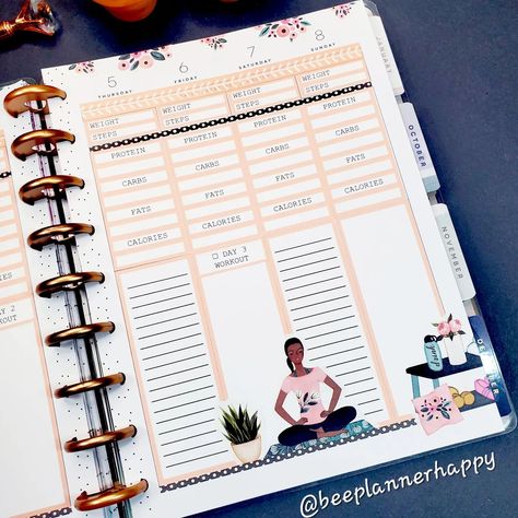 My fitness planner this week is a mix of stickers from my shop and Live Love Posh Fitness Florals. I'm trying my best to keep it simple and leave lots of space for my stats and fitness journaling along the bottom. This layout has been really working great for me so far. #fitnessplanner #happyplanneraddict #happyplannerlove #fitnessplannerspread #adulting #instaplanner #iliketoplan #plannermom #plannerstickers #planahappylife #macros #iifym #plannerspreadideas Fitness Journaling, Planner Layout Ideas, Live Love Posh, Calorie Tracker, Planner Spreads, Planner Spread, Planner Layout, Fitness Journal, Fitness Planner