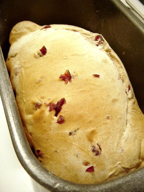 Strawberry Bread Machine Recipes, Bread Maker Dessert Bread, Fruit Bread In Bread Machine, Bread Machine Fruit Bread Recipes, Bread Machine Strawberry Bread, Strawberry Bread Recipes, Raspberry Bread, Peach Bread, Cherry Bread