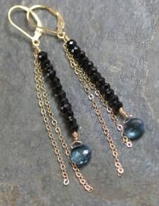 craft ideas from HuiPing Chow Anting Manik, Black Gold Jewelry, Drop Earrings Gold, Earrings Inspiration, Homemade Jewelry, Diy Schmuck, Bijoux Diy, Gold Drop Earrings, London Blue Topaz