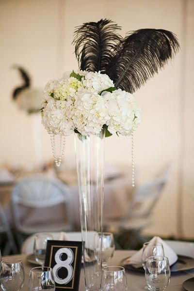 Great Gatsby Centerpiece Ideas, Gatsby Centrepieces, Gatsby Wedding Decorations, Gatsby Event, Il Grande Gatsby, Gatsby Birthday, Great Gatsby Themed Wedding, 1920s Wedding Theme, 20s Wedding