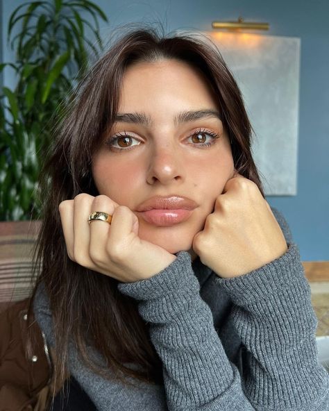 Emily Ratajkowski - IG Post November 21, 2023 Kylie Jenner Lashes, Em Rata Style, Emily Ratajkowski Outfits, Kendall Jenner Makeup, Kitchen Photography, Kylie Jenner Nails, Wedding Icon, Kendall Vertes, Camila Morrone