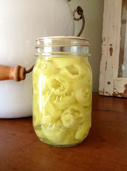 Pickle Banana Peppers Recipe, Canned Peppers, Canning Banana Peppers, Recipes With Banana Peppers, Hot Pepper Recipes, Pickled Banana Peppers, Gaps Recipes, Cooking Light Recipes, Banana Peppers