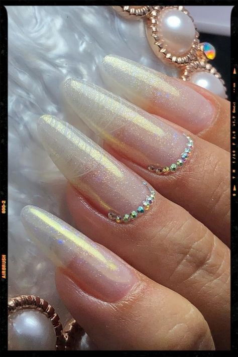 Nails Inspiration Reverse French Nails, French Manicure Ideas, Reverse French Manicure, Reverse French, Manicure Designs, French Manicure Designs, Holiday Nails Christmas, Airbrush App, Manicure Ideas