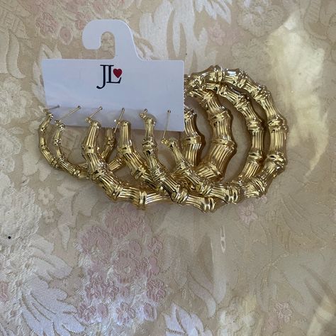 Bamboo Hoop Earrings Gold Plated 3 Pairs Metal Pattern Large Round Design &Med New Never Worn Jewelry Gold Accessories Earrings, Y2k Jewelry Gold, Woman Hygiene, Hoop Earrings Y2k, Big Gold Earrings, Good Earrings, Gold Bamboo Earrings, Hoop Earrings Aesthetic, School Pic