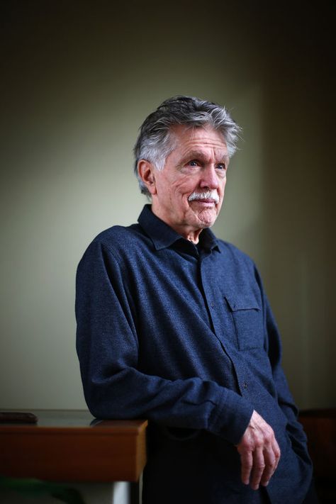 Tom Skerritt Tom Skerritt, Fatherless Behavior, Picket Fences, Heart Throb, Leading Men, Star Struck, Male Actors, Pink Rabbit, Famous Men