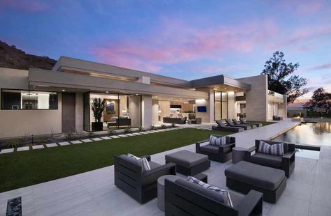 Now and Zen // Drewett Works Drewett Works, Paradise Valley Arizona, Interior Design Gallery, Limestone Wall, Luxury Modern Homes, Harmony House, American Living, Interior Kitchen, Paradise Valley