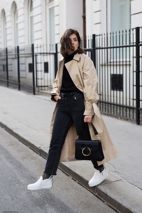 Trench Coat Street Style, Trenchcoat Outfit, Trench Outfit, Spring Trench Coat, Pijamas Women, Look Zara, Outerwear Trends, Trench Coat Outfit, Beige Trench Coat